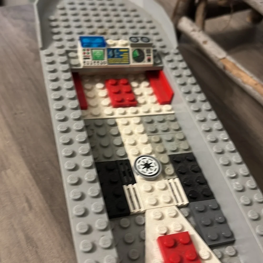 PRE OWNED LOT OF LEGO Police Boat and Vehicle Building Set